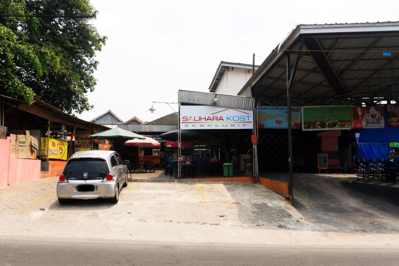 Salihara Kost Hotel Jakarta Ngoại thất bức ảnh